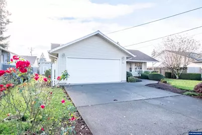 980 Cleveland St, Aumsville, OR 97325 - Photo 1