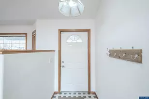 980 Cleveland St, Aumsville, OR 97325 - Photo 5