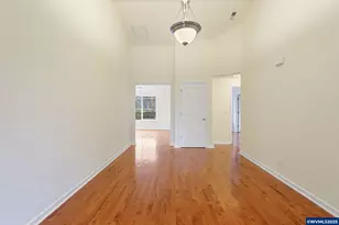 735 22nd Ave NW, Salem, OR 97304 - Photo 3