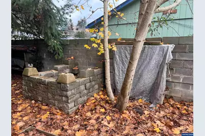 1874 Cedarcrest Dr S, Salem, OR 97306 - Photo 27