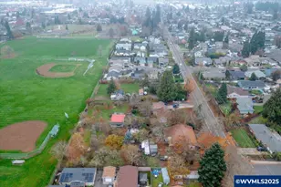 2515 Hollywood Dr NE, Salem, OR 97305 - Photo 5