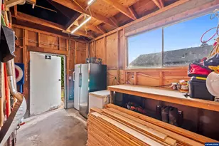 547 Fir St, Woodburn, OR 97071 - Photo 31