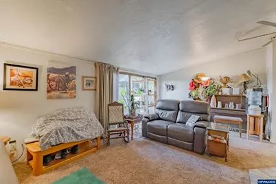 6000 River Rd S, Salem, OR 97302 - Photo 15