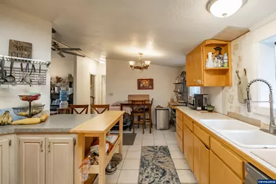 6000 River Rd S, Salem, OR 97302 - Photo 9