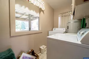 46280 Lyons Mill City Dr, Lyons, OR 97358 - Photo 17