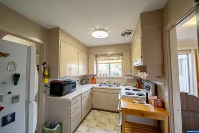 46280 Lyons Mill City Dr, Lyons, OR 97358 - Photo 9