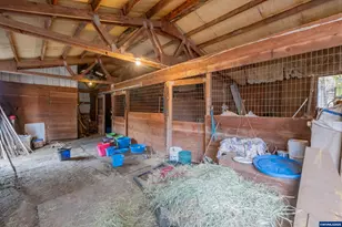 9740 Upper Olalla Rd, Winston, OR 97496 - Photo 17