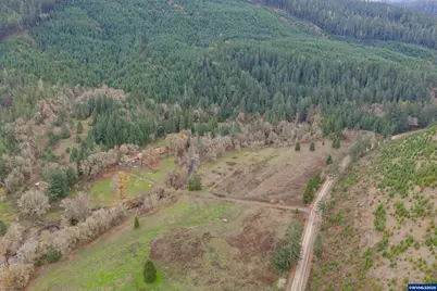 9740 Upper Olalla Rd, Winston, OR 97496 - Photo 41