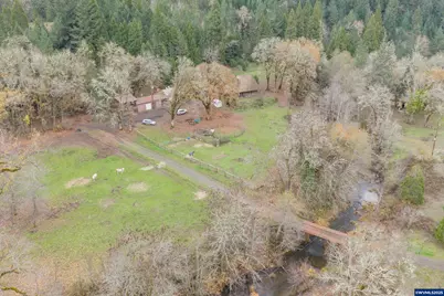 9740 Upper Olalla Rd, Winston, OR 97496 - Photo 19