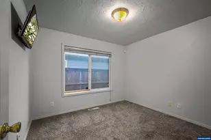 959 Stonebridge Ave NE, Keizer, OR 97303 - Photo 23