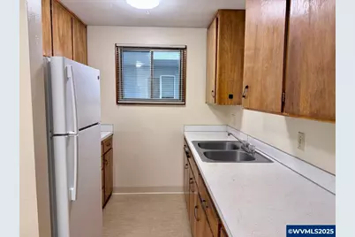 426 NW 11th St, Corvallis, OR 97330 - Photo 9