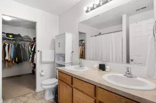 1241 Dahlia St, Woodburn, OR 97071 - Photo 13