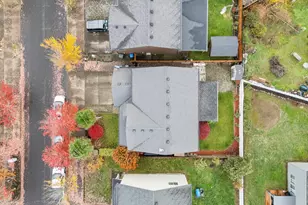 1241 Dahlia St, Woodburn, OR 97071 - Photo 25