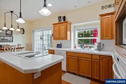 1534 Gearhart Av NW, Salem, OR 97304 - Photo 17