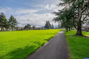 474 E Clackamas Cir, Woodburn, OR 97071 - Photo 43