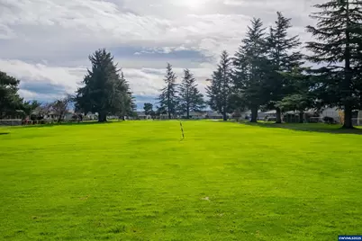 474 E Clackamas Cir, Woodburn, OR 97071 - Photo 45