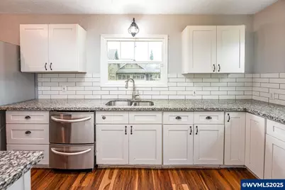 775 Long St, Sweet Home, OR 97386 - Photo 13