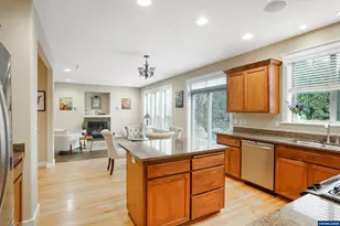 2361 Kokanee Way, Lebanon, OR 97355 - Photo 15