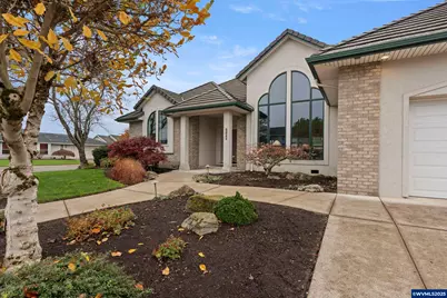 2680 E Mountain View Dr SE, Albany, OR 97322 - Photo 3