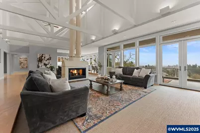 3252 Mt Kuebler Dr S, Salem, OR 97302 - Photo 13