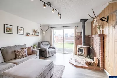 213 NW Lalack Ct, Dallas, OR 97338 - Photo 23