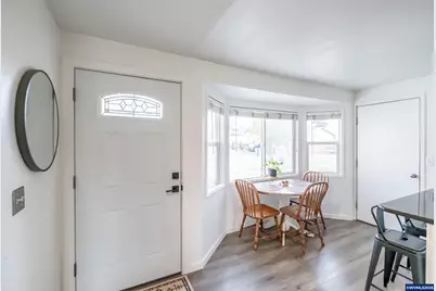 213 NW Lalack Ct, Dallas, OR 97338 - Photo 17