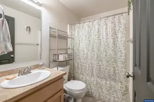 1910 18th Ave, Sweet Home, OR 97386 - Photo 11