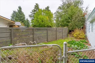 3895 Stanley Ln S, Salem, OR 97302 - Photo 9