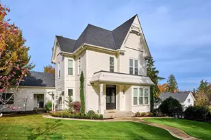 412 W Main St, Silverton, OR 97381 - Photo 13