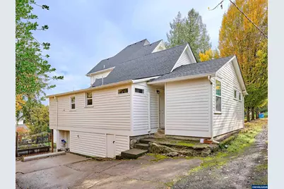 412 W Main St, Silverton, OR 97381 - Photo 25