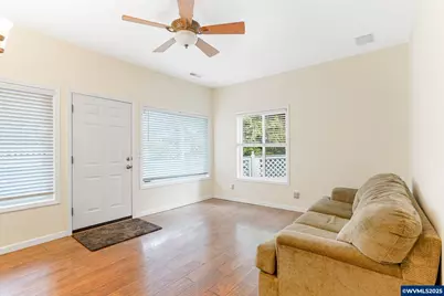 390 Salem Heights Av S, Salem, OR 97302 - Photo 29