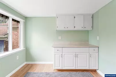 390 Salem Heights Av S, Salem, OR 97302 - Photo 19