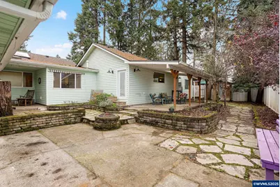 390 Salem Heights Av S, Salem, OR 97302 - Photo 47