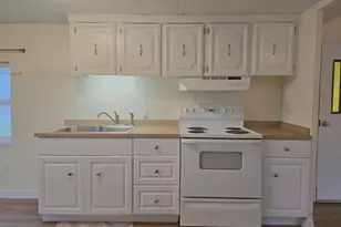 2796 S Main St, Lebanon, OR 97355 - Photo 5