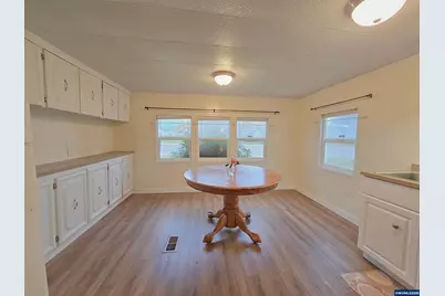2796 S Main #66 St, Lebanon, OR 97355 - Photo 9