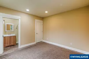 1090 E Ellendale Dr, Dallas, OR 97338 - Photo 29