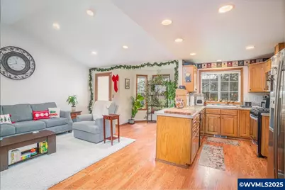 3248 18th Av SE, Albany, OR 97322 - Photo 9