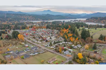 1221 49th St, Sweet Home, OR 97389 - Photo 19