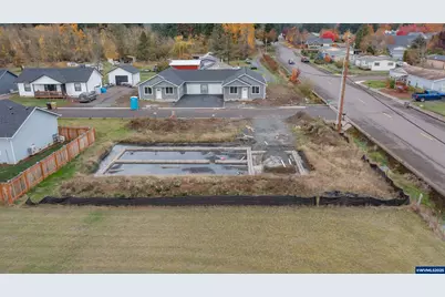 1221 49th St, Sweet Home, OR 97389 - Photo 21