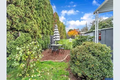 2902 E 2nd St #98, Newberg, OR 97132 - Photo 23