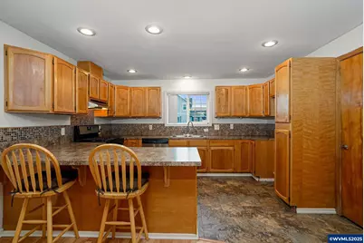 579 E Robidoux St, Stayton, OR 97383 - Photo 15