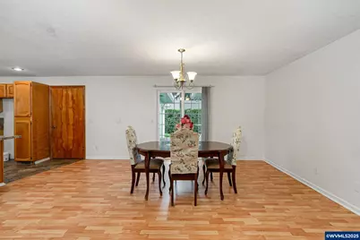 579 E Robidoux St, Stayton, OR 97383 - Photo 13