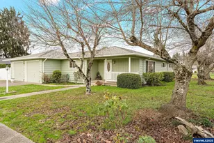 579 E Robidoux St, Stayton, OR 97383 - Photo 3