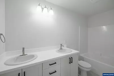 2474 Roll Tide (-2476) Ct, Lebanon, OR 97355 - Photo 19