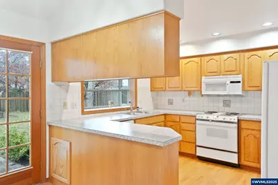 3201 SE 18th Av, Albany, OR 97322 - Photo 11