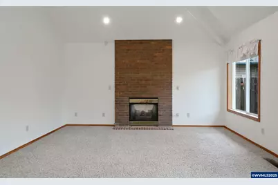 3201 SE 18th Av, Albany, OR 97322 - Photo 7