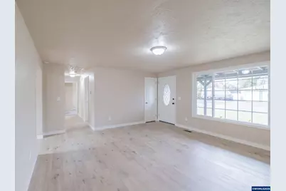 562 Connecticut Av SE, Salem, OR 97317 - Photo 7