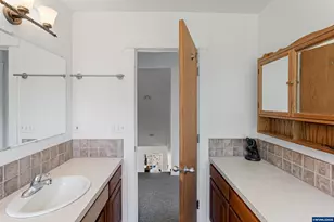 33910 Railroad Av SE, Gates, OR 97346 - Photo 29