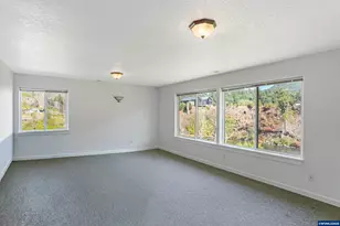 33910 Railroad Av SE, Gates, OR 97346 - Photo 23