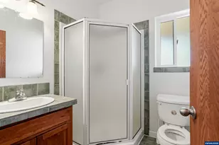 33910 Railroad Av SE, Gates, OR 97346 - Photo 27